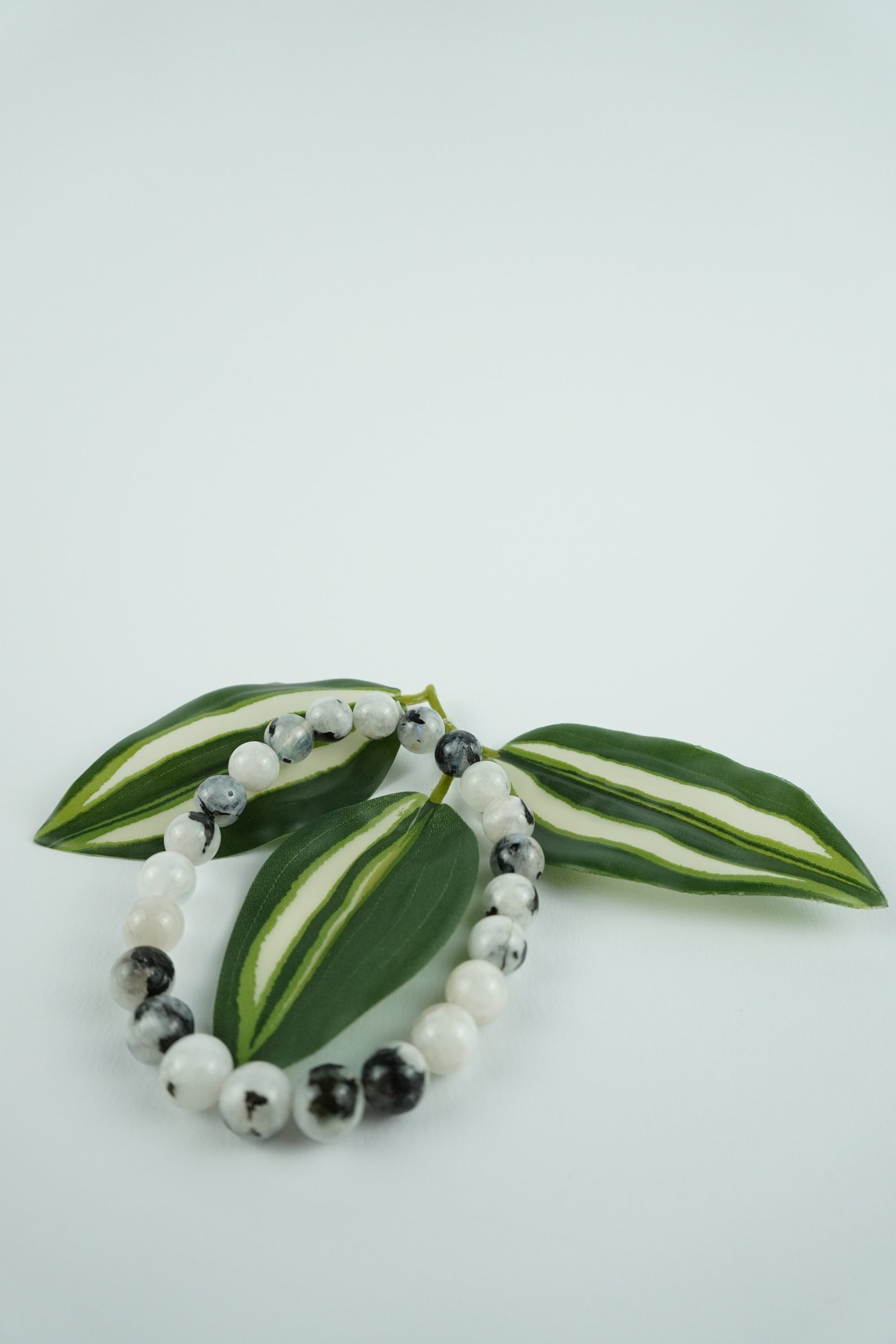 Kugelarmband-Mondstein